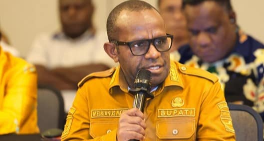 Melkianus-Mote-Bupati-Kabupaten-Deiyai