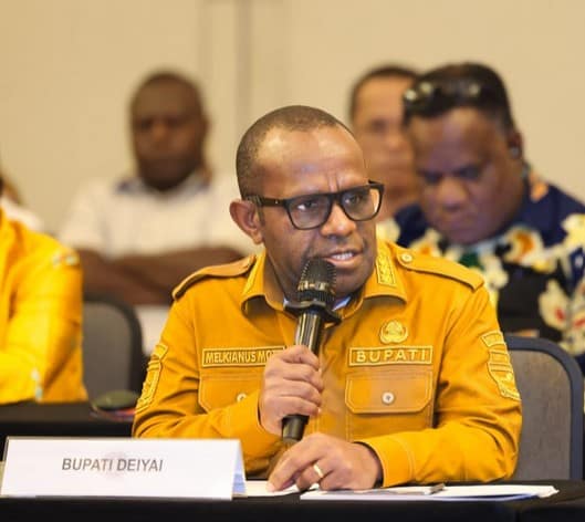 Melkianus-Mote-Bupati-Kabupaten-Deiyai